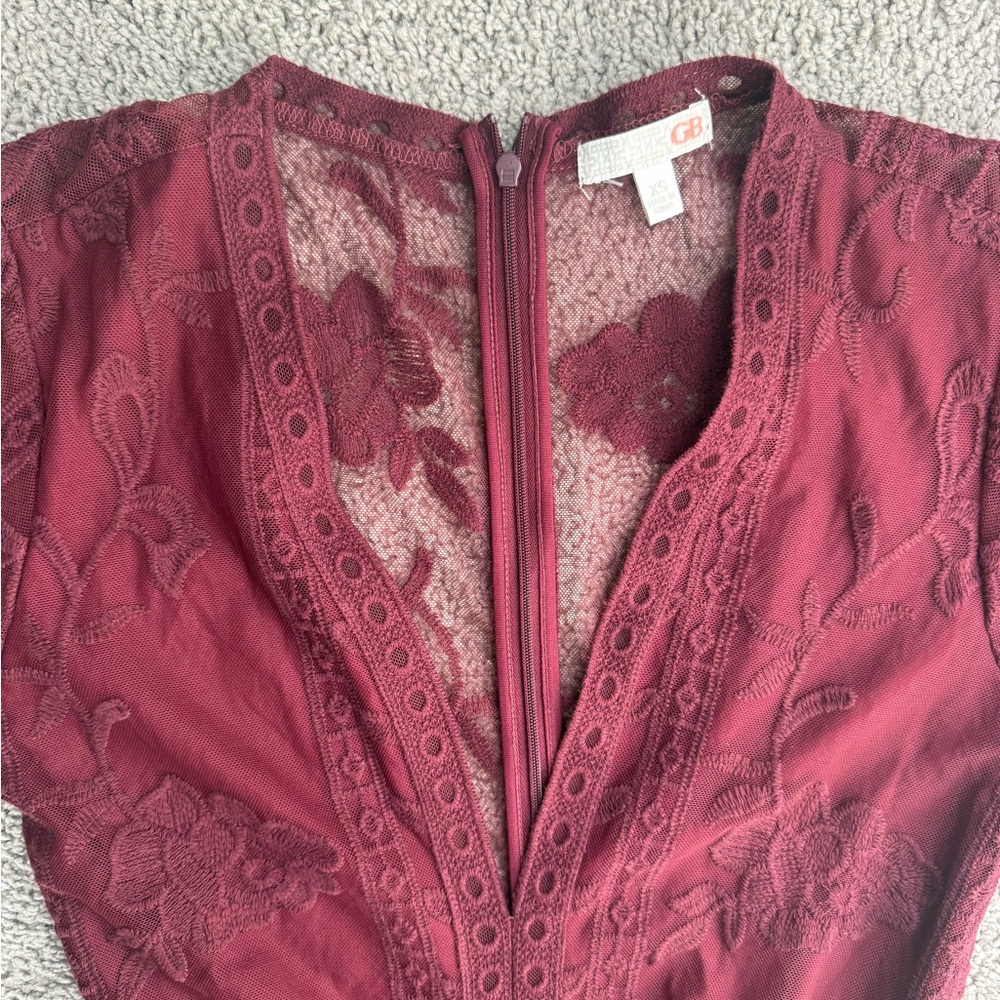 Gina Bacconi Burgundy Lace Maxi Dress